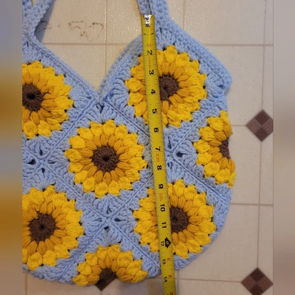 Crocheted Sunflower Tote Bag Sweet Summer Handmade Floral Granny - Picture 4 of 5